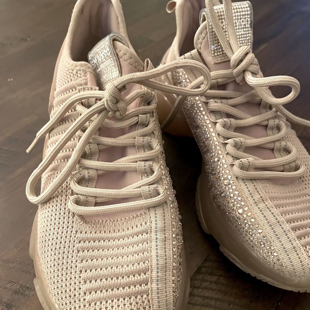 Steve Madden maxima blush